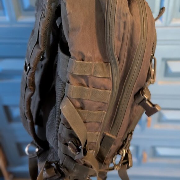 C29 MILITARY TACTICAL BAG - Picture 6 of 7